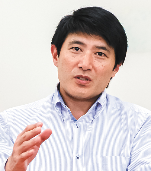 瀧本昌行氏
