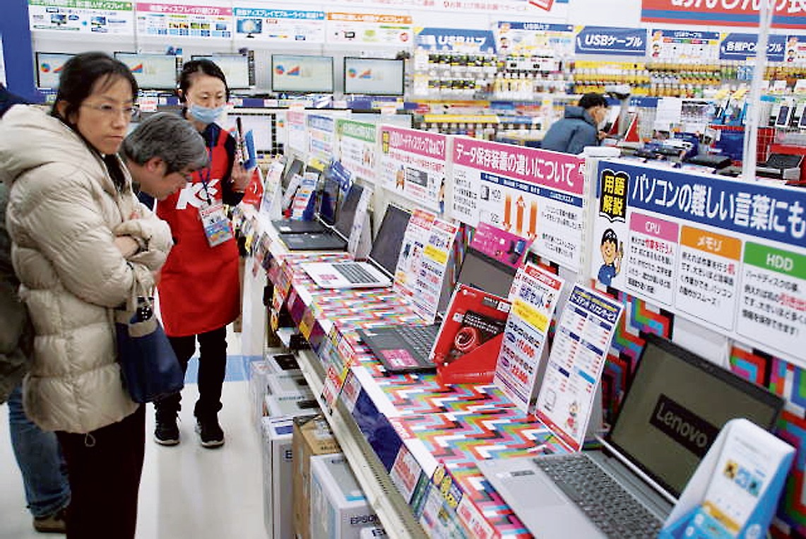 多くのお客でにぎわったPCコーナー