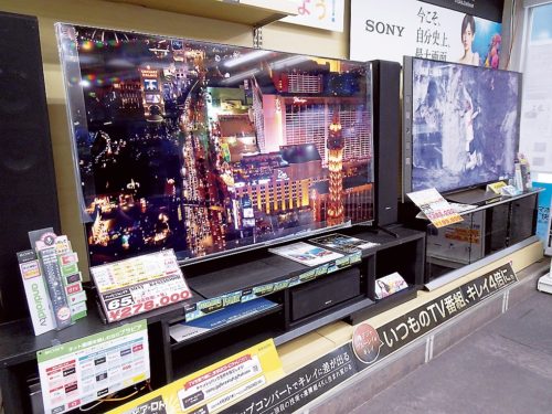 7月のフェア時も大きく展示していたハイビジョンテレビ