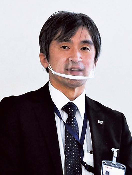 新サービスを説明する井上部長