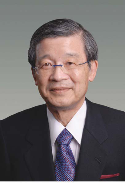 石津・元旭硝子社長