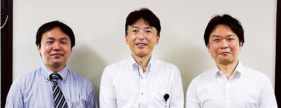 左から河合氏、平氏、藤岡氏