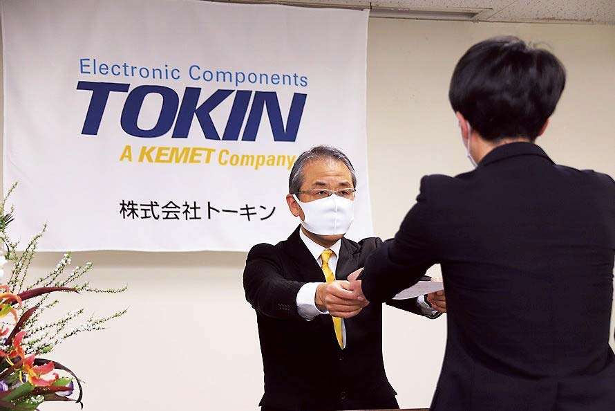 トーキンの入社式は会場で実施