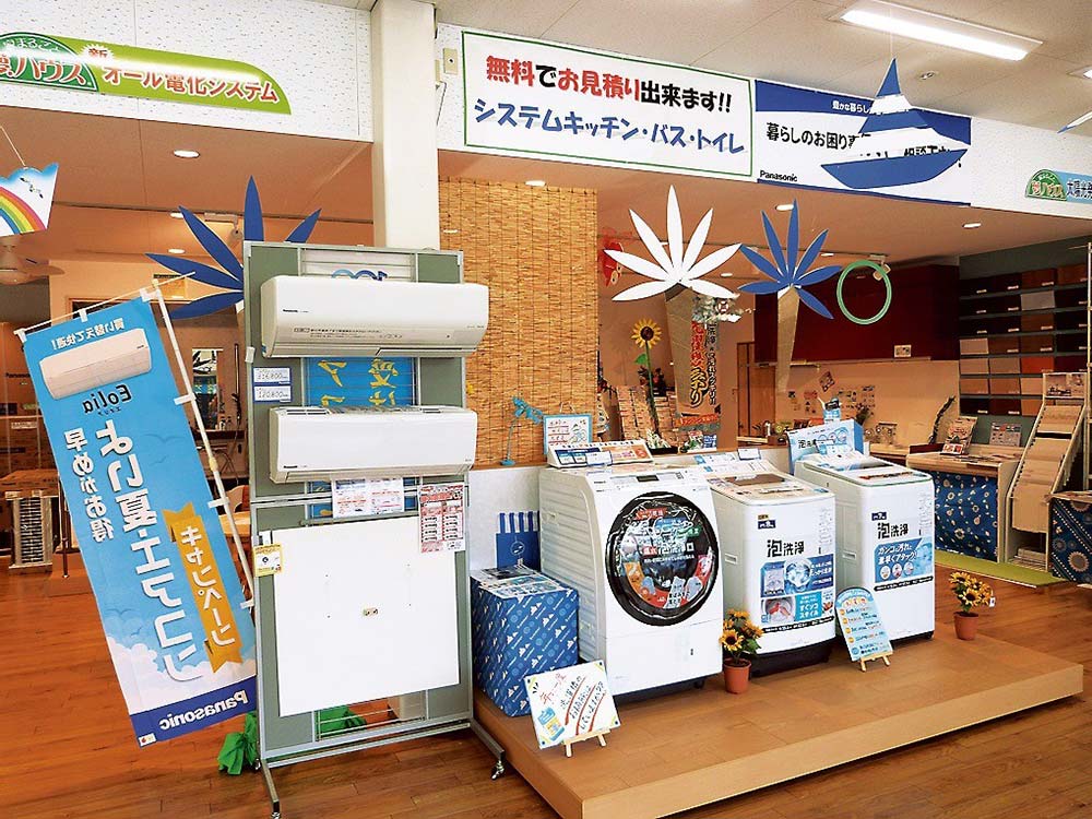 地域電器店でもエアコンを前面に出して展示