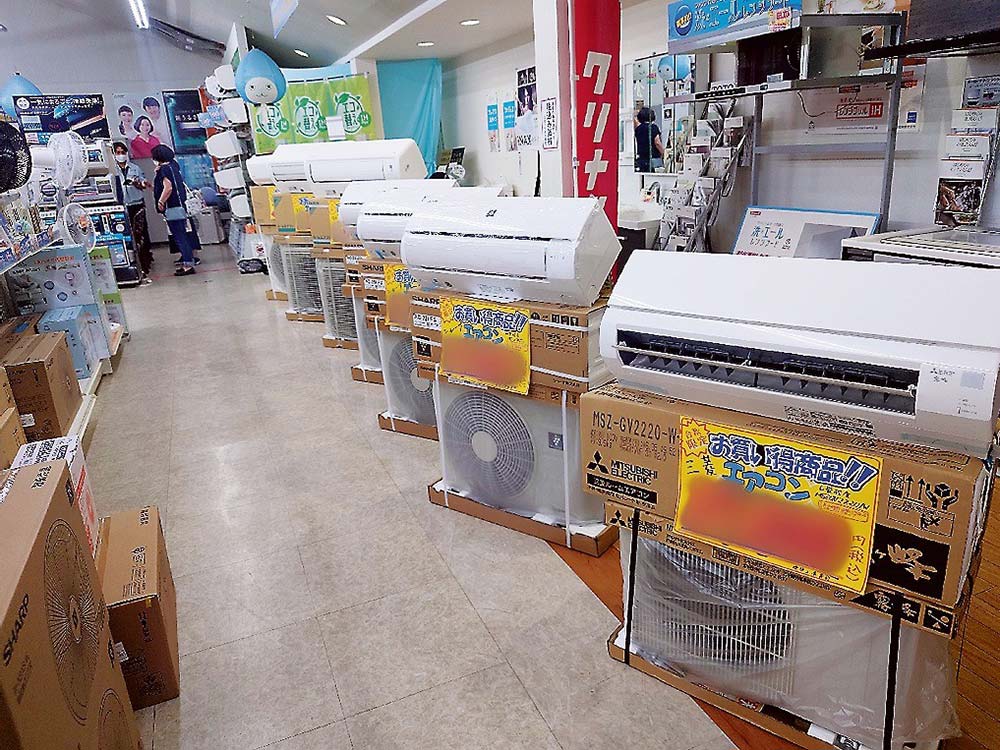 豊富な品ぞろえのエアコン売り場