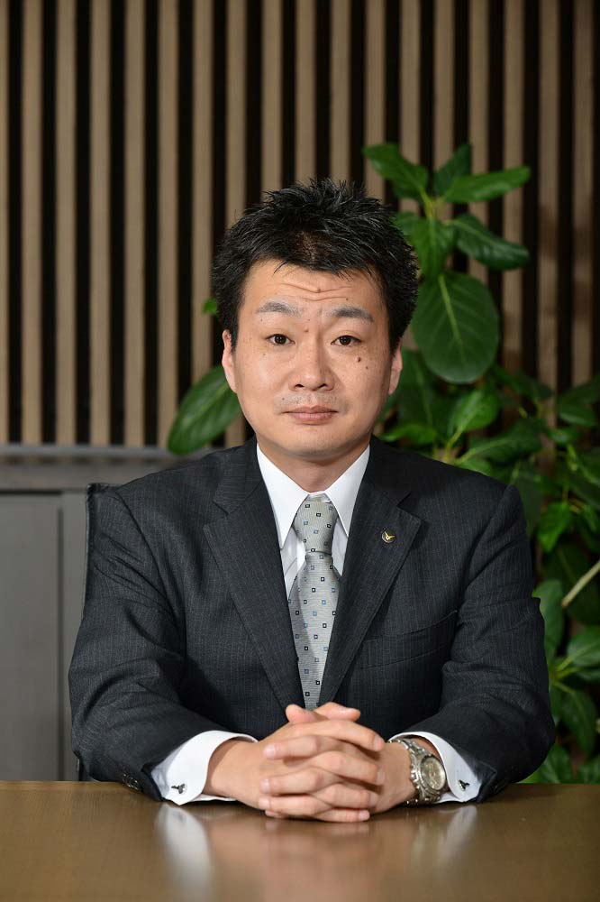 岡本崇義社長