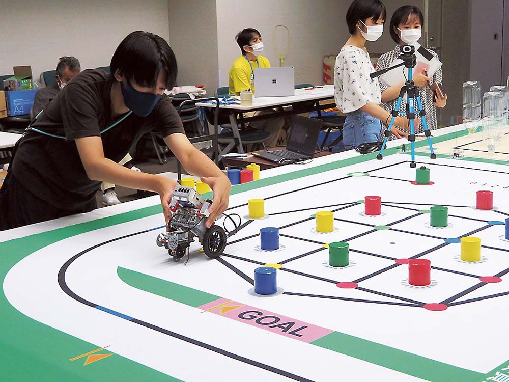 10月の地区大会目指して調整する