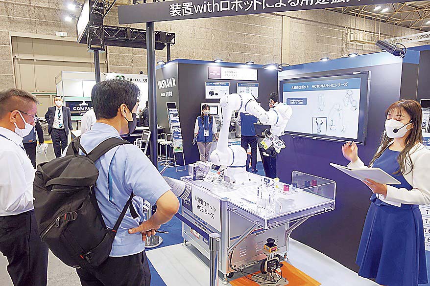 安川電機のアームを短くした人協働ロボットコーナー