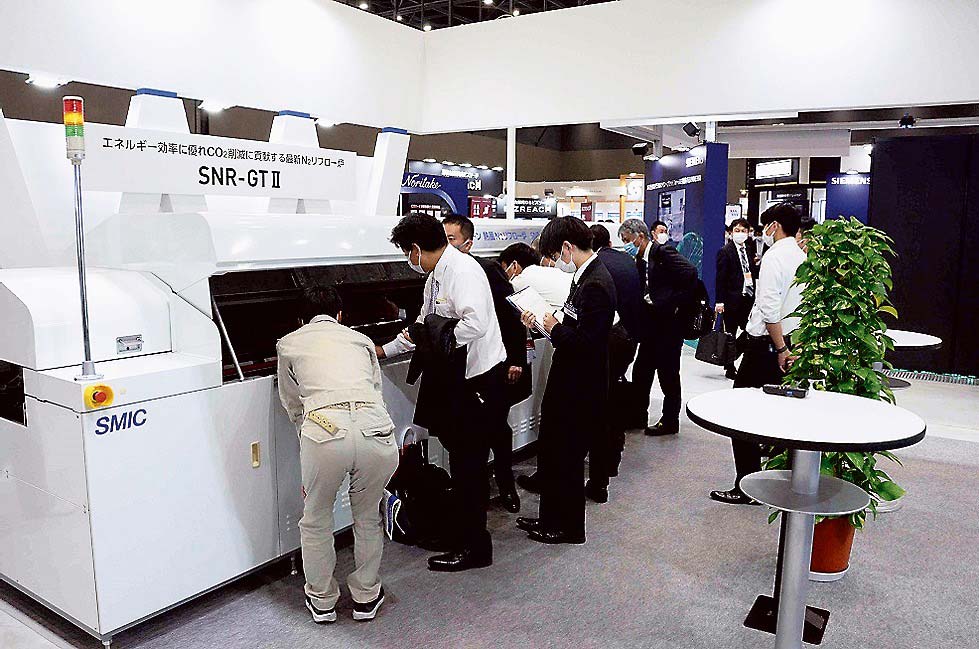 名古屋カーエレクトロニクス技術展で「環境調和型リフロー炉」SNR-GTⅡの実機を展示した