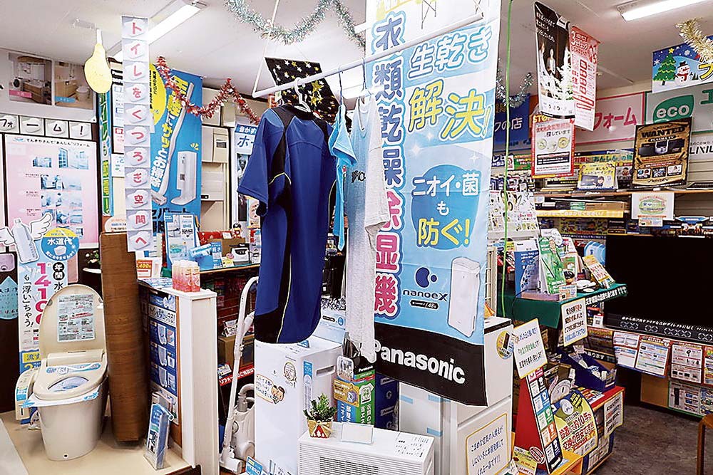 お客に商品の特徴が伝わりやすい店内づくりを行う