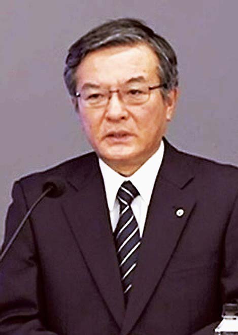 決算会見に臨むNTTの島田社長