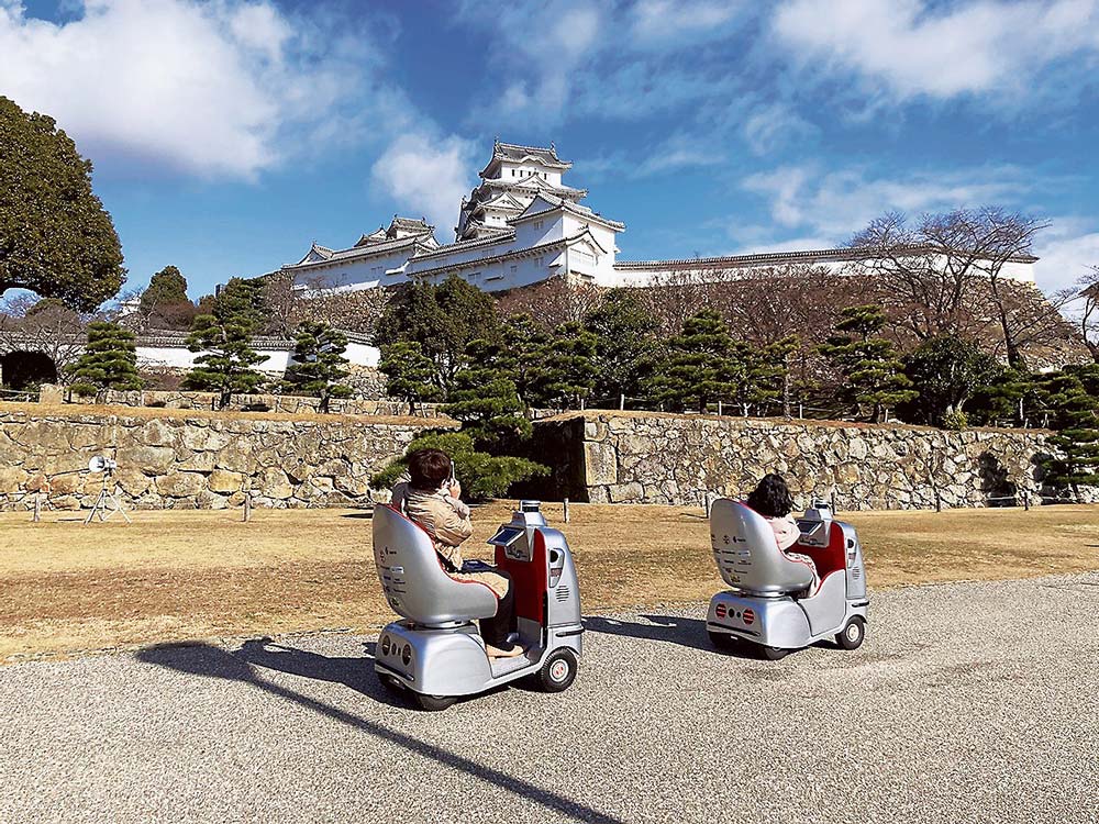 観光の分野でも自動運転が活躍（ZMPの観光パッケージ）