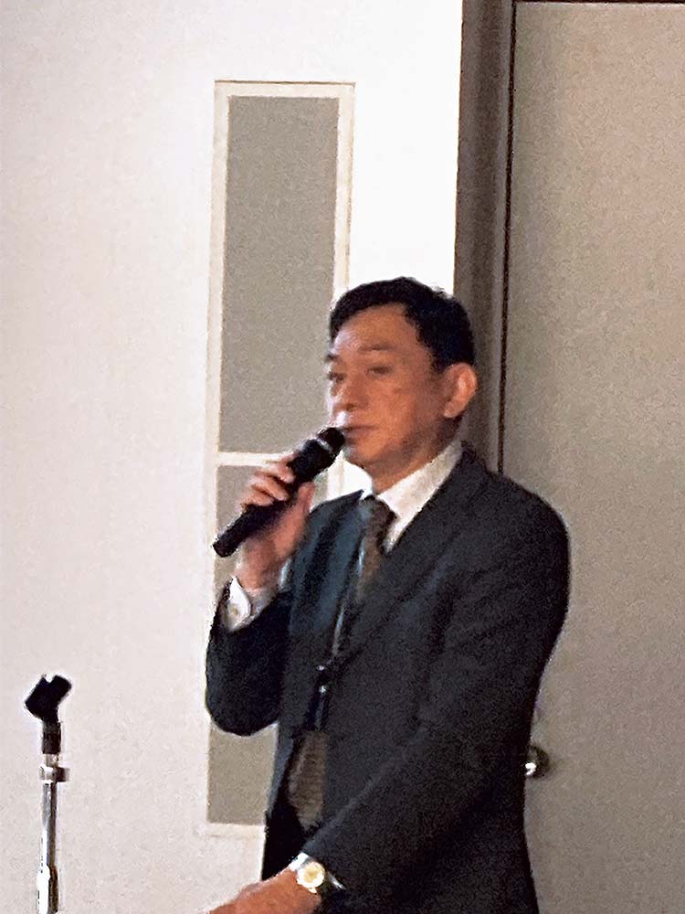 説明する田川部長