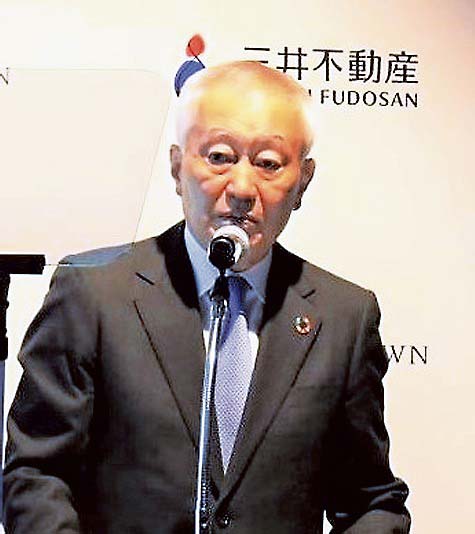 会見する菰田社長