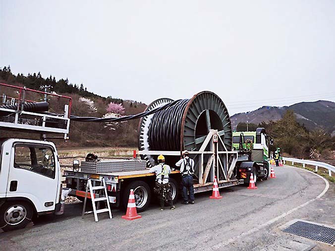 電線の敷設工事