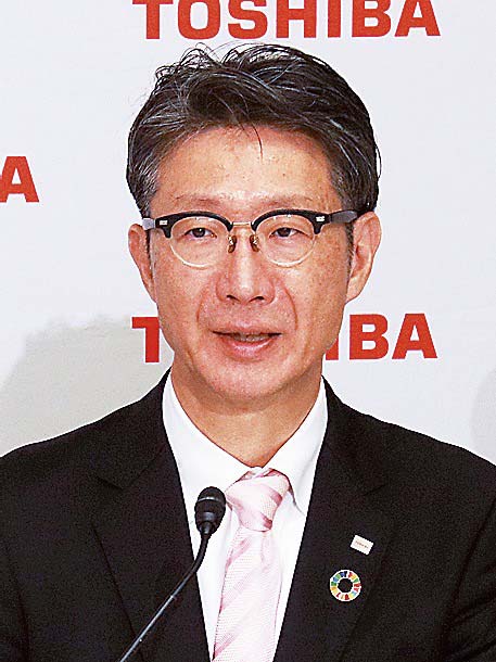 会見に臨む島田社長兼CEO