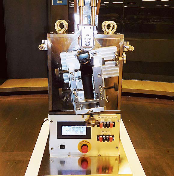 独自の検査機で5年の切れ味保証を実現