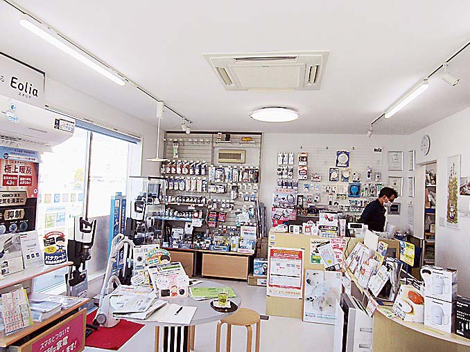 来年50周年を迎える山陽電器研究所の店内