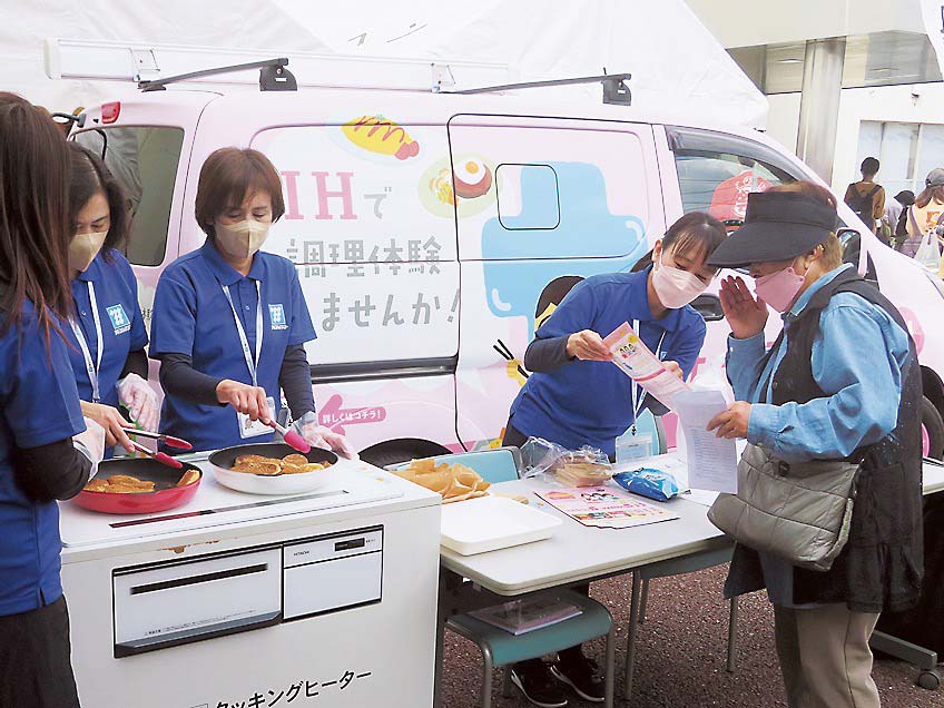 アンケートへの回答でミニたい焼きをプレゼント