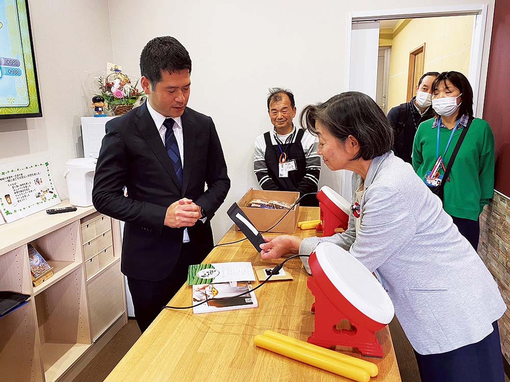 宇治市の松村市長も視察に訪れた