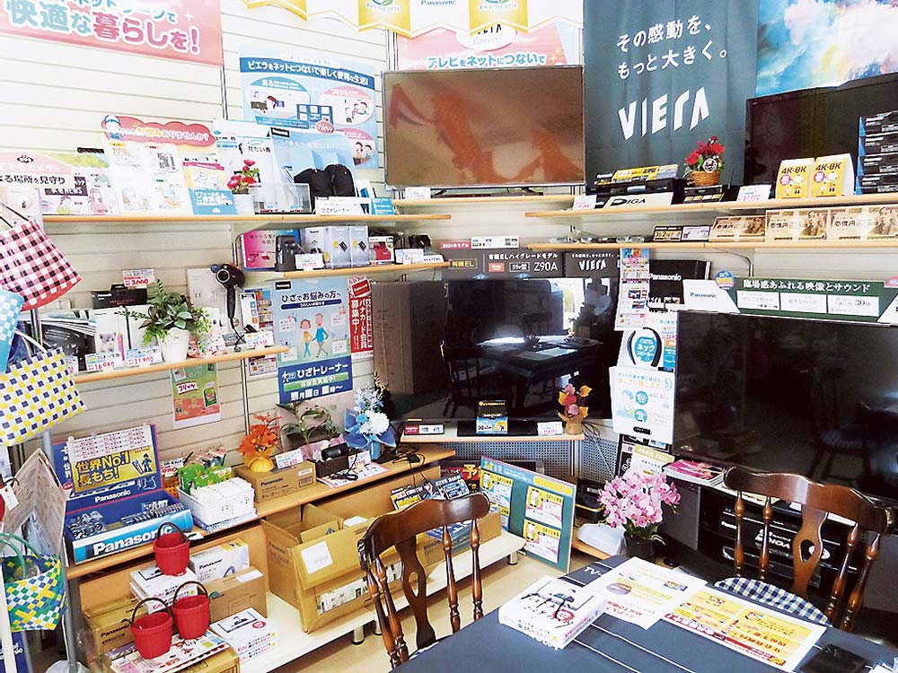 これから販売に注力するテレビも展示