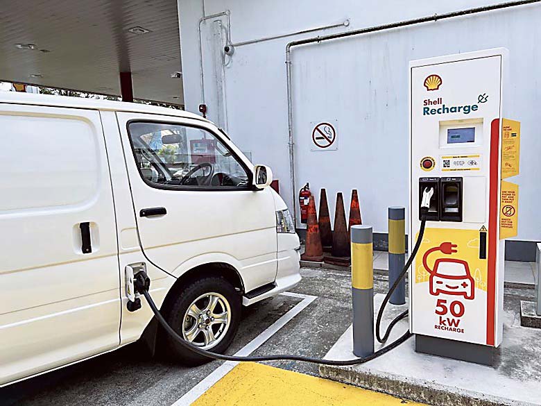 シンガポールでは商用車に特典を与え、EV普及へ（写真はABSグループのHPから）