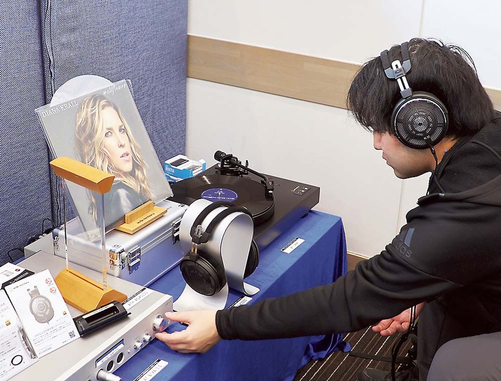 オーディオテクニカは24年から開放型ヘッドホンのラインアップを一気に拡充
