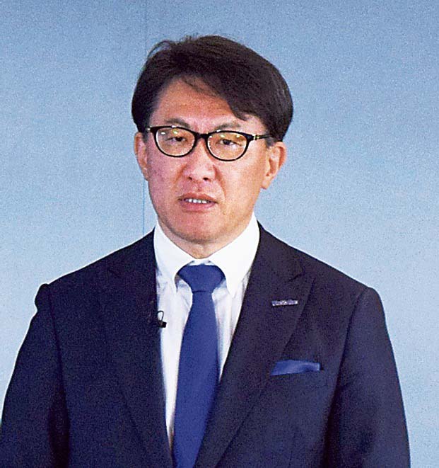 サイバーセキュリティー事業について説明するNECの中谷CSO