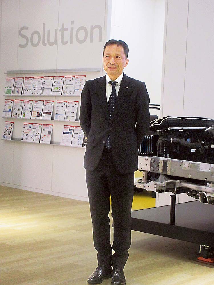 新製品情報を集めた「ソリューションパネルエリア」