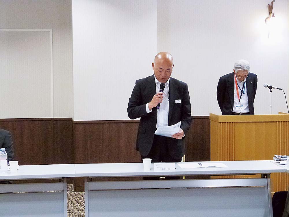 新支部長の二階堂氏