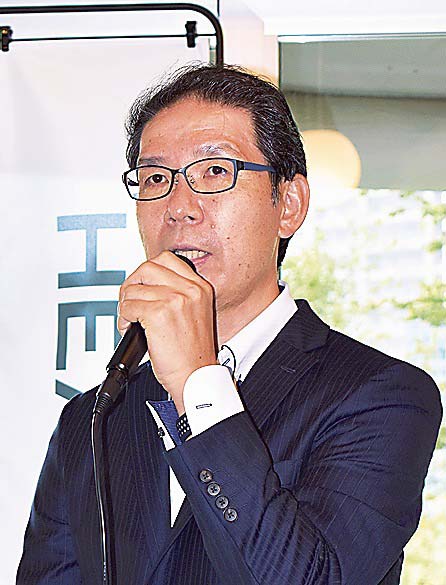 ヘルシオの進化で料理の世界を変えたいと語る池上事業部長