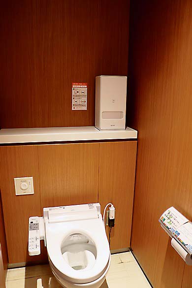 トイレの棚置きにも対応する