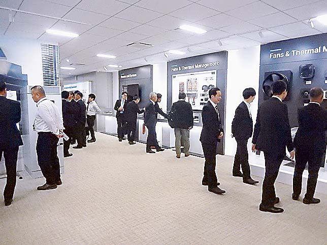 新設したショールーム内