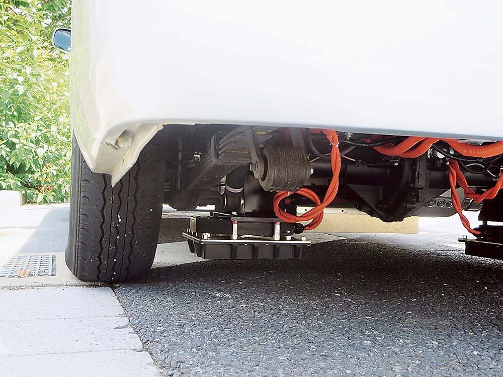 車両に設置されたコイル