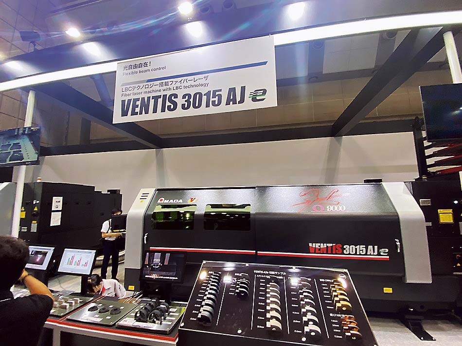 独自技術を搭載したファイバーレーザーマシン「VENTIS-3015AJe」
