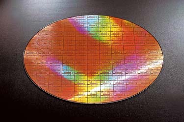 【半導体／エレクトロニクス商社特集】先端半導体の利用に期待　各社、微細プロセス開発に力