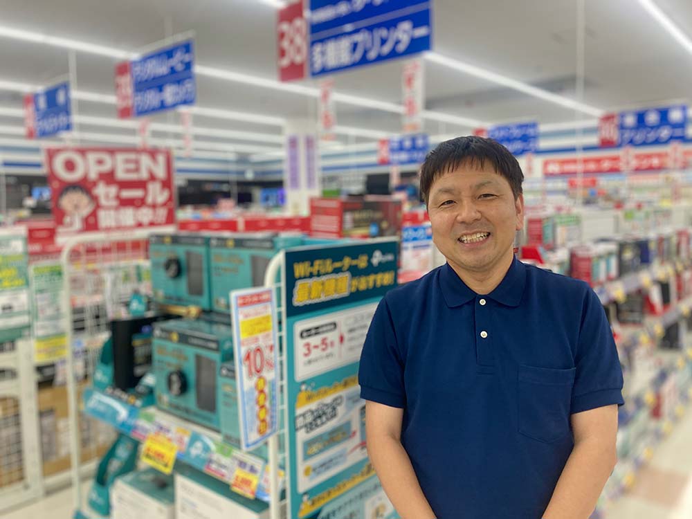 店内で保住店長
