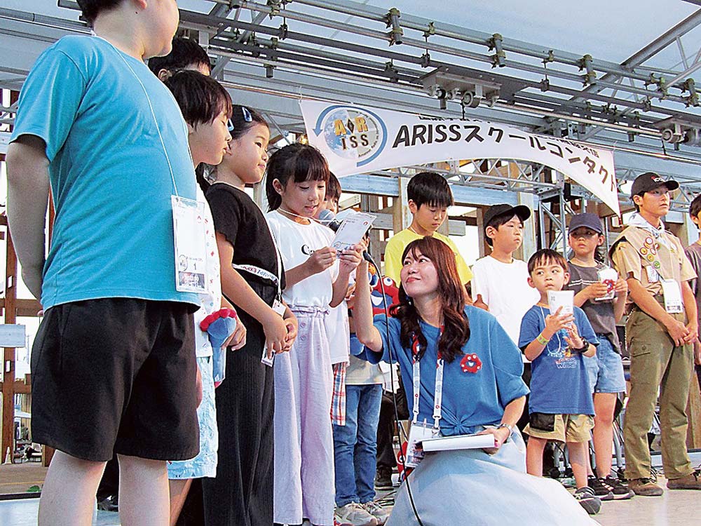質問をする子どもたち