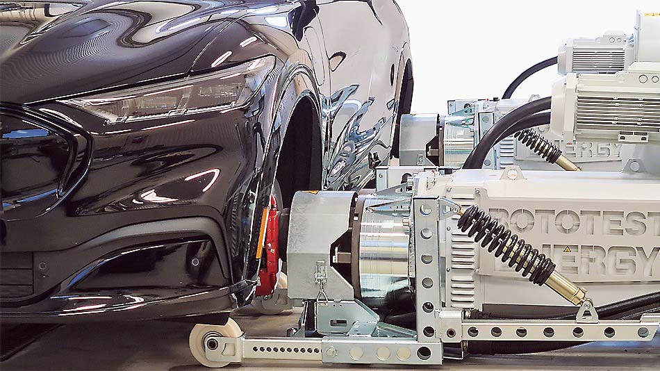 ロトテスト・エナジーは車両のハブに直接ダイナモを装着する