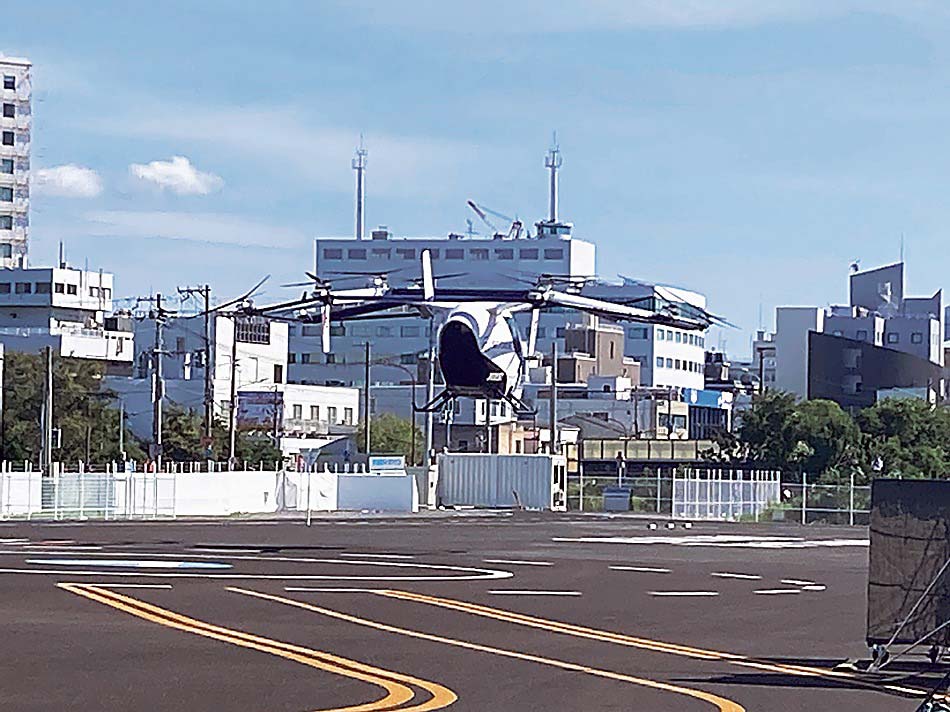 数分間機体が飛行した