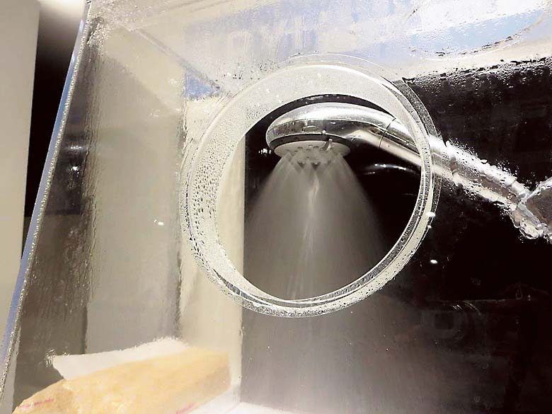 クレンジングや洗顔に効果的な「ミストモード」