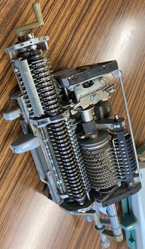 別のタイガー計算器の内部構造