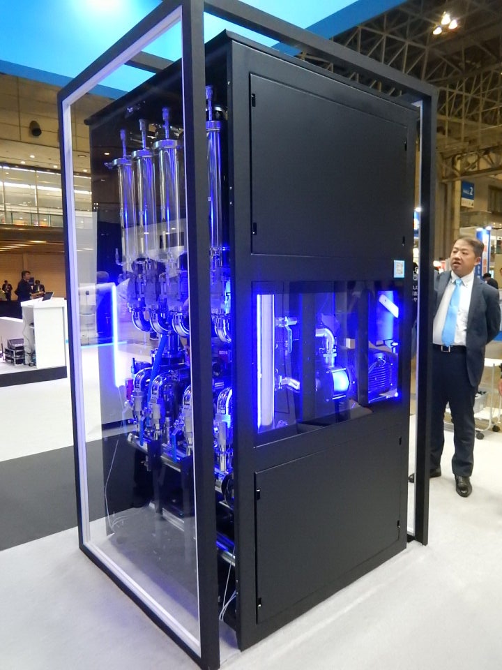 デルタ電子は、高密度AIサーバー冷却用に、最新の３０００ｋＷ液対液冷媒分配装置を出品 