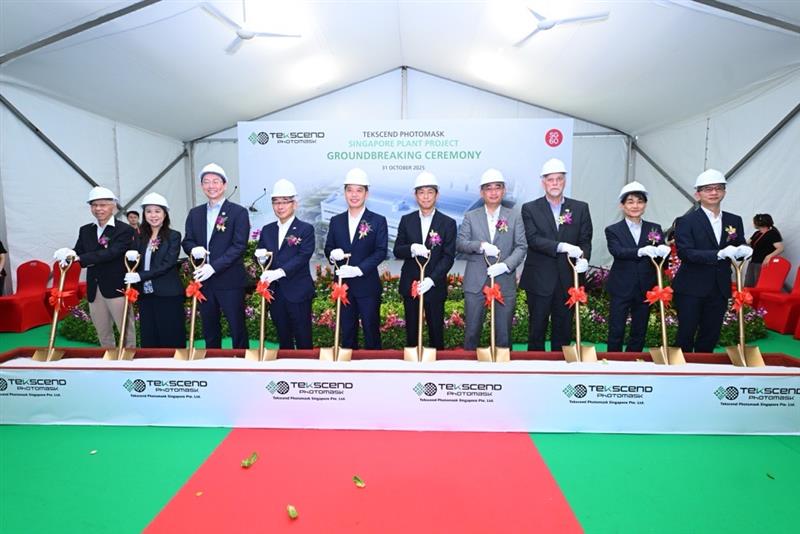 起工式にはシンガポール政府関係者も出席した