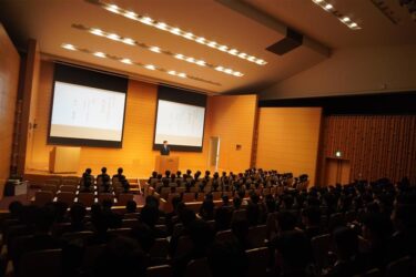 村田製作所が内定式、281人が一堂に
