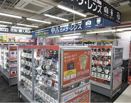 ビックカメラ初となる中古のカメラ・レンズ売り場（池袋カメラ・パソコン館）