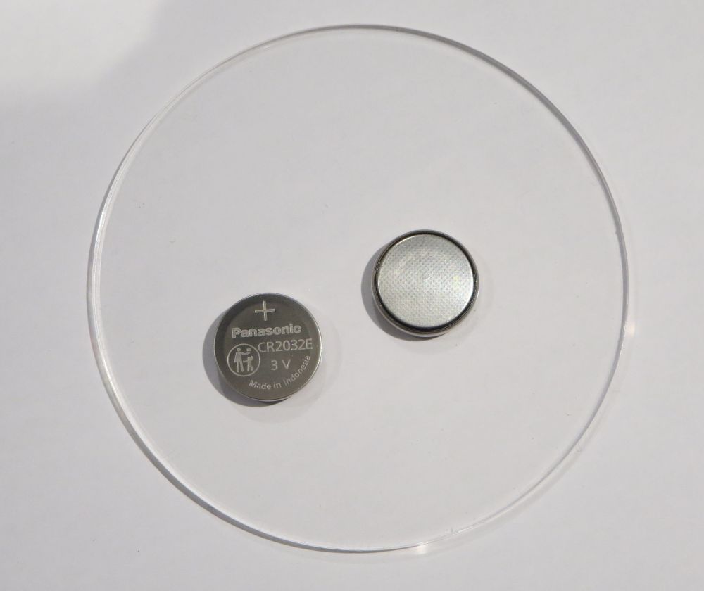 電池表面に苦み成分を塗布している