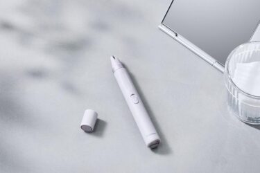眉毛抜きを電動で、業界初LEDライト付　パナソニックが3月に新製品
