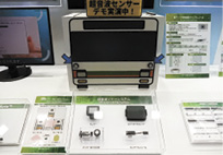 北陸電気工業は、商用車に後付けできる「超音波ソナーシステム」のデモを実施 