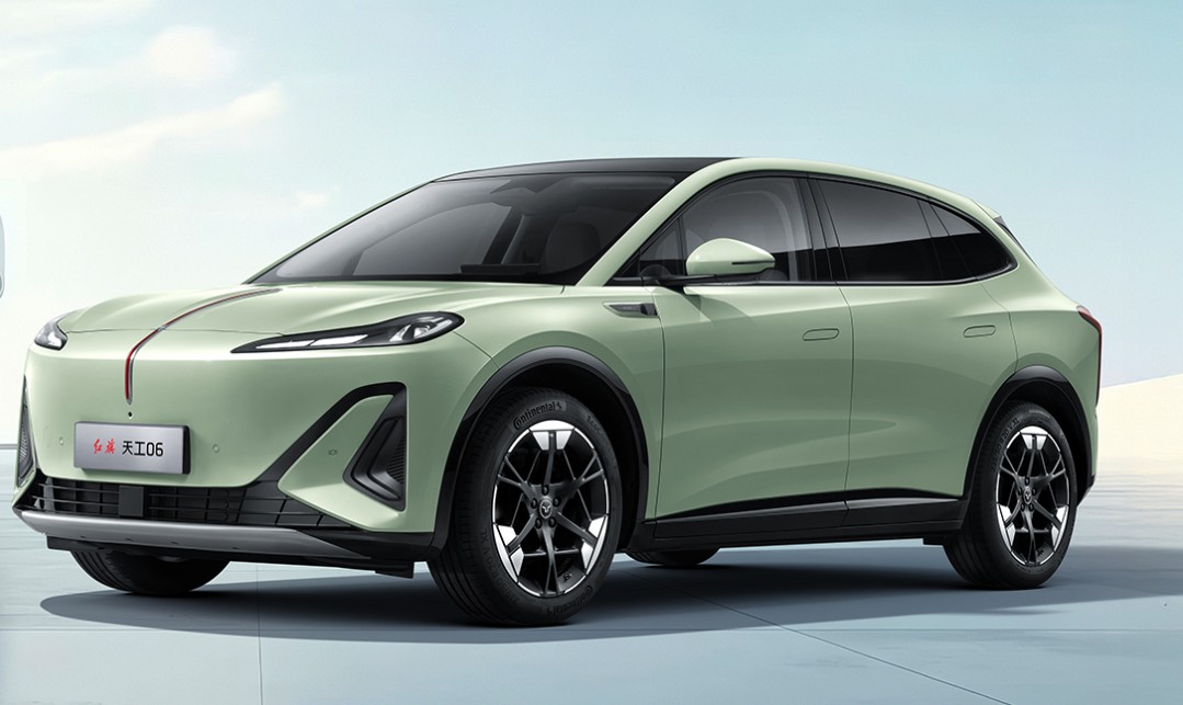 リチウムイオン電池搭載の現行の紅旗